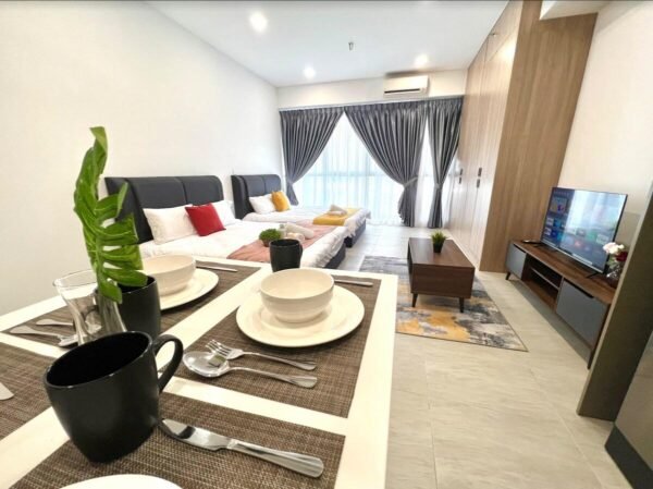 Suite for 5 / Early Check In, Near Airport KLIA